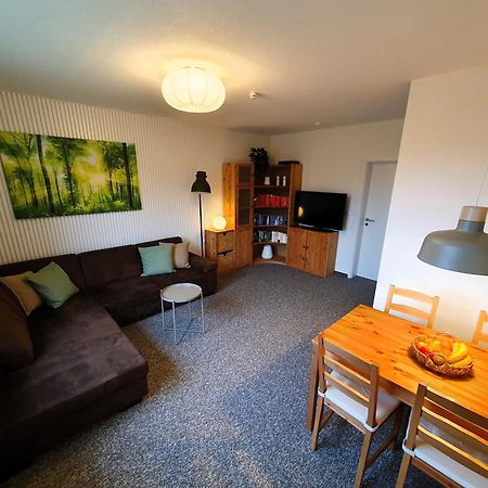 Radfreundliches Wohlfuehl-Apartment Mit Terrasse Und Parkplatz - Fewo Woody Schwerin  Kültér fotó