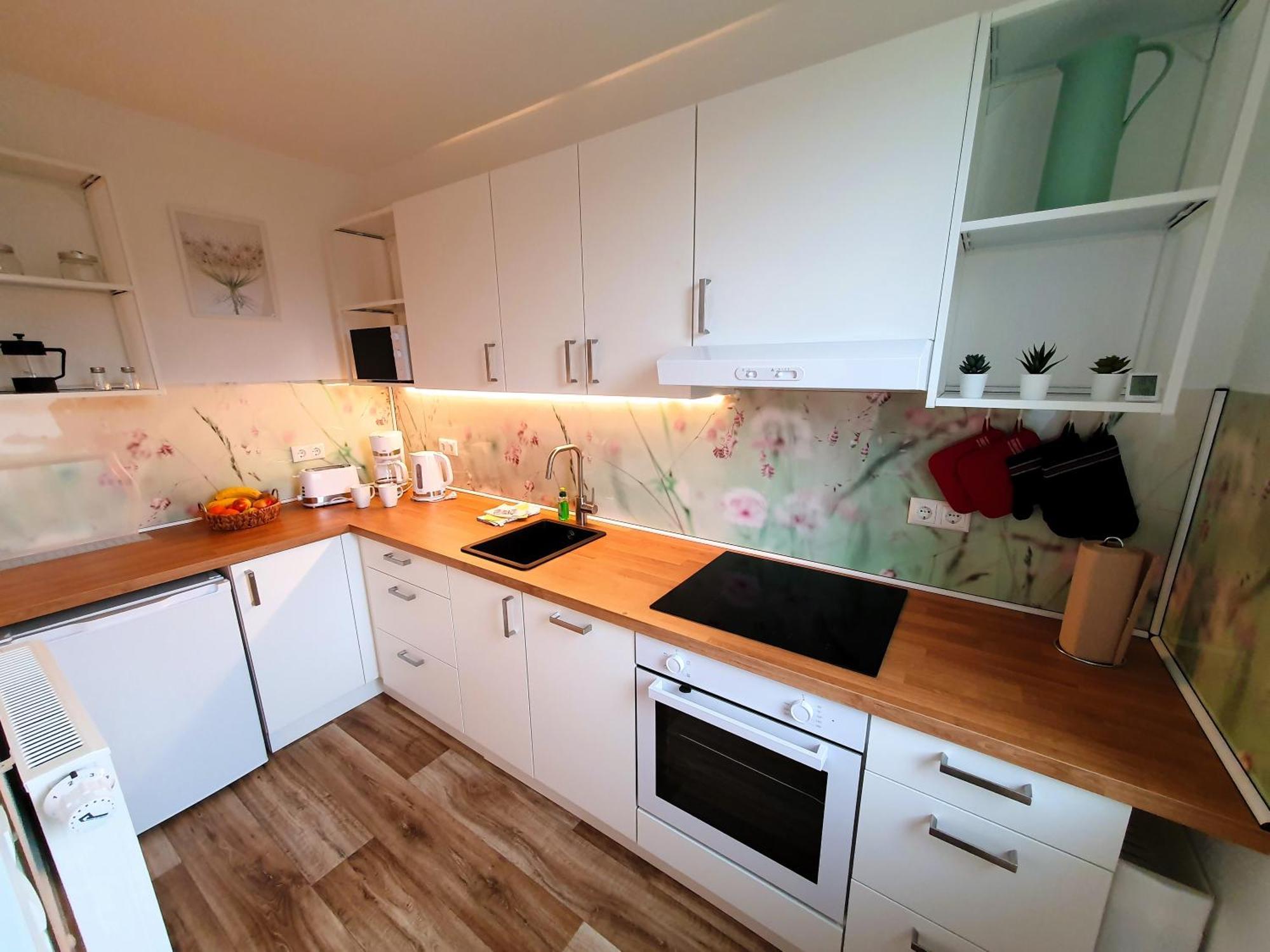 Radfreundliches Wohlfuehl-Apartment Mit Terrasse Und Parkplatz - Fewo Woody Schwerin  Kültér fotó